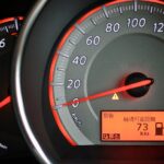 Vehicle dashboard warning light indicating a diagnostic fault